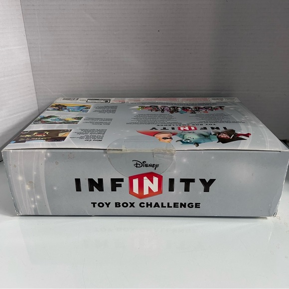 DISNEY INFINITY Starter Pack 3DS - Picture 5 of 15